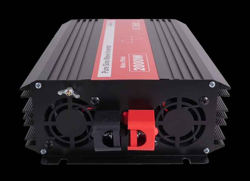SKANBATT Inverter 12V 2000W Ren Sinus m/Kablet Fjernkontroll